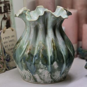 Vaas k 20 cm, laia suuga, Roheliste möll (nr 3)