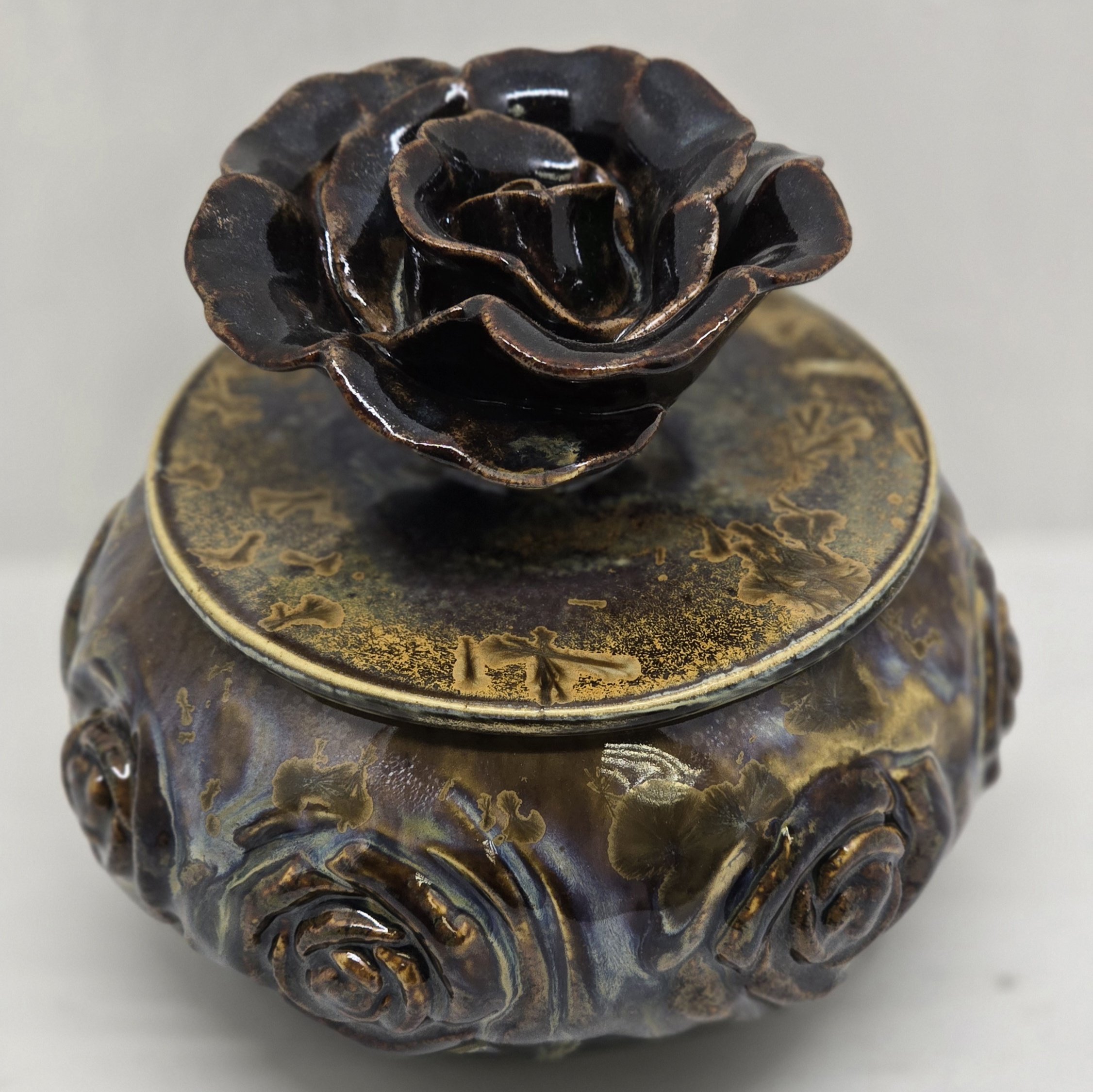 Roositoos lusikaauguga, 400 ml, Kuldpruun