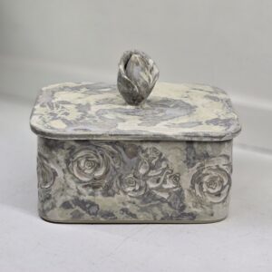 Võitoos Dolomite roos, roosipung