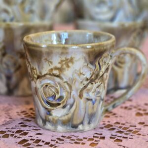 Tass 100 ml Roosid, kuldpruun kristall