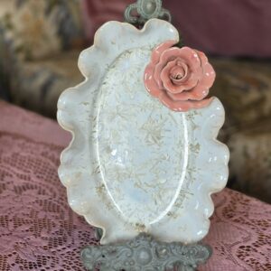 Vaagen 29 x 19 cm Valge kristall, roosa roos